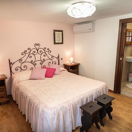 B&B Il Chiostro Assisi Bagian luar foto
