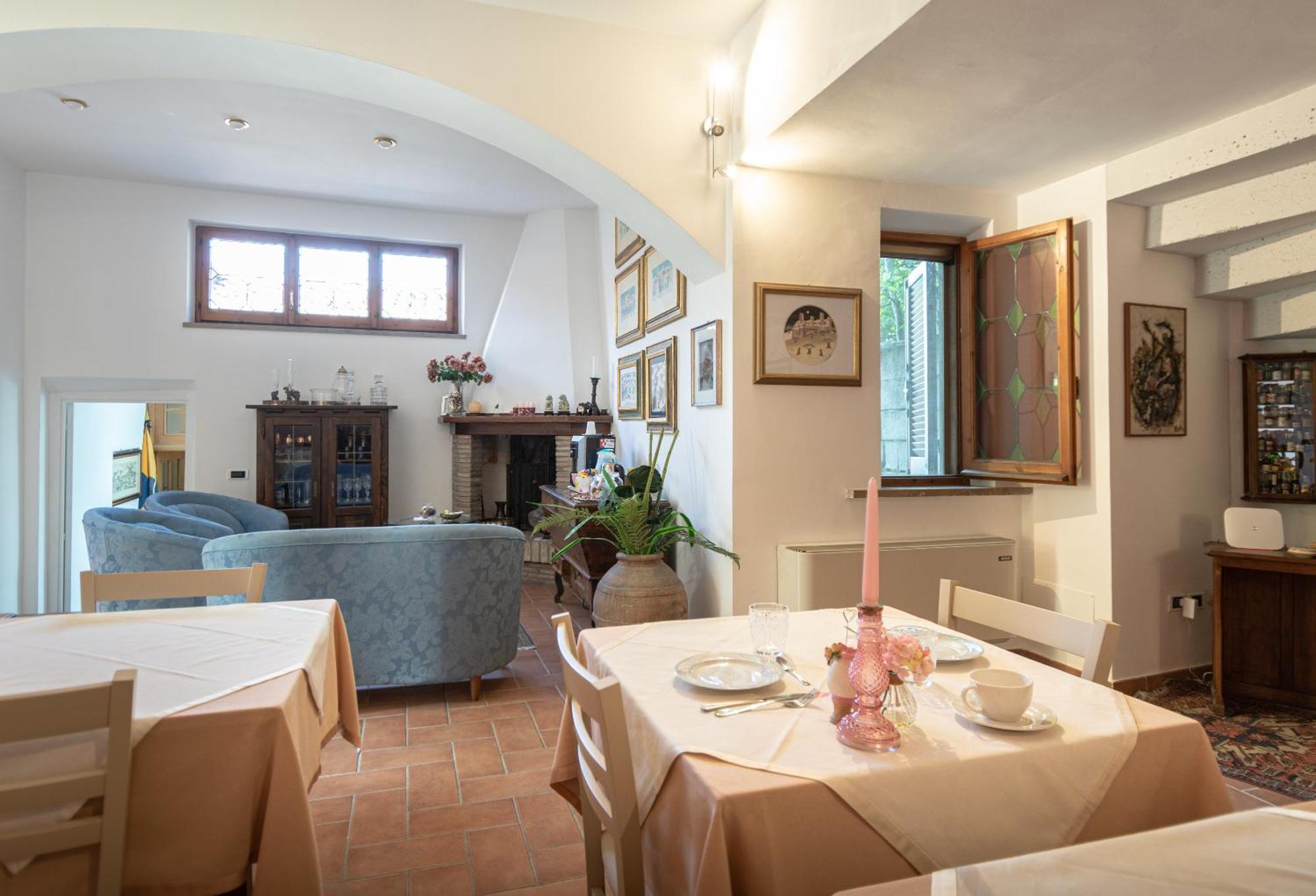 B&B Il Chiostro Assisi Bagian luar foto